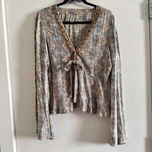 Free People Geometric Top Gray Orange V-Neck Snap Front Bow Long Sleeve Sz L